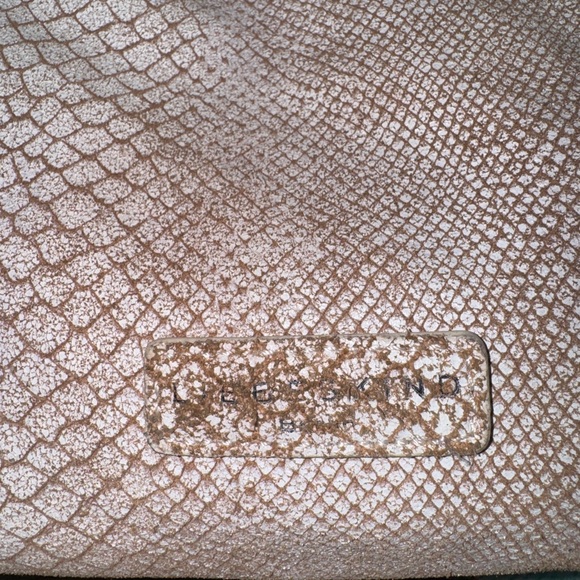 Liebskind Berlin snake embossed leather tote bag - Picture 3 of 13